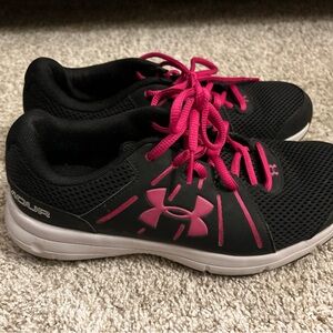 Like New, Barely Worn - Under Armour Women’s - Sneakers - Size 7.5
